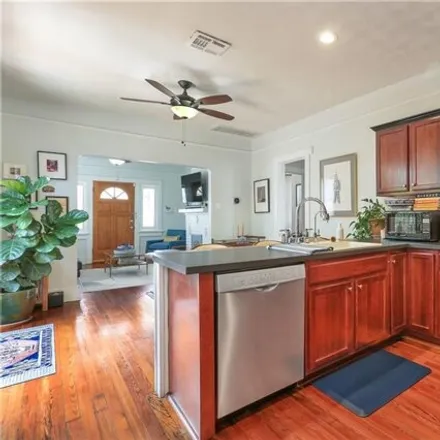 Image 9 - 4908 S Robertson St, New Orleans, Louisiana, 70115 - House for sale