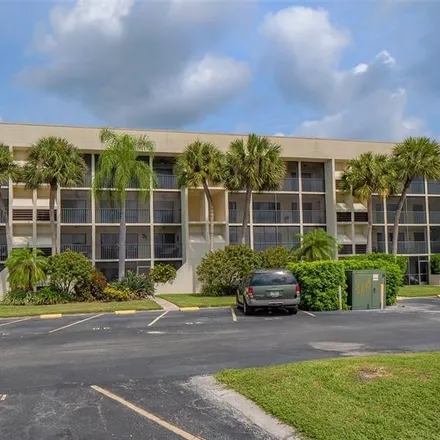 Buy this 2 bed condo on Bradenton Christian School in 43rd Street West, Bradenton