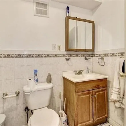 Image 2 - 313 Old Bergen Road, Greenville, Jersey City, NJ 07305, USA - Apartment for rent