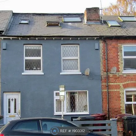 Rent this 7 bed duplex on 36 Carnarvon Road in Reading, RG1 5SD