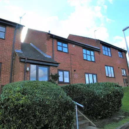 Rent this 2 bed apartment on Juniper Rise in Cradley, B63 2YL