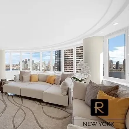 Rent this 3 bed house on The Corinthian in 330 East 38th Street, New York
