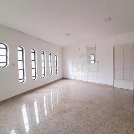 Rent this 3 bed house on Avenida Santo Antônio in Região Urbana Homogênea XV, Poços de Caldas - MG