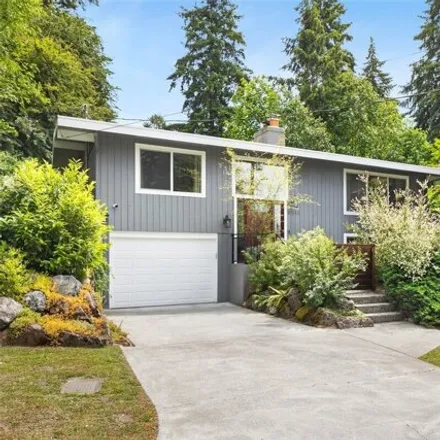 Image 2 - 8916 25th Ave NE, Seattle, Washington, 98115 - House for sale