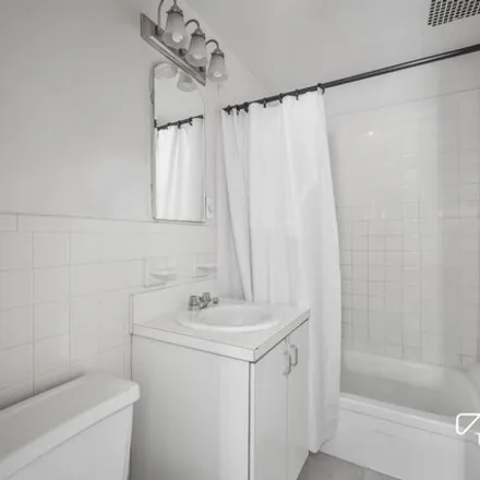 Image 4 - 154 West 77th Street, New York, NY 10024, USA - Apartment for sale