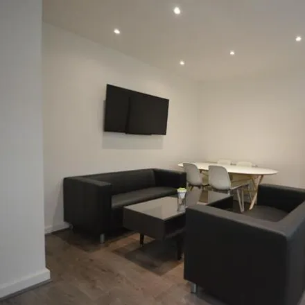 Rent this 6 bed townhouse on Mallow Road in Liverpool, L6 6BH