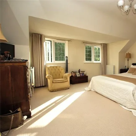 Image 6 - Heath House Road, Brookwood, GU22 0QS, United Kingdom - Apartment for rent
