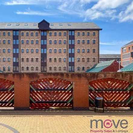 Rent this 1 bed apartment on Gloucester Waterways Museum in Llanthony Road, Gloucester