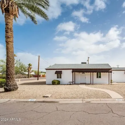 Buy this 3 bed house on 2915 North 16th Avenue in Phoenix, AZ 85015
