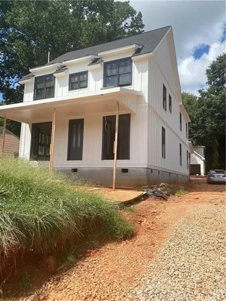 Buy this 4 bed house on 1021 Avondale Avenue Southeast in Atlanta, GA 30312