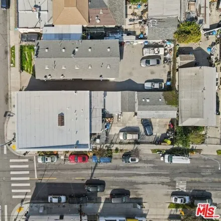 Image 4 - 415 East 30th Street, Los Angeles, CA 90011, USA - House for sale
