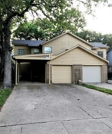 Image 3 - 1438 West Palmnold Circle, Fort Worth, TX 76120, USA - House for sale