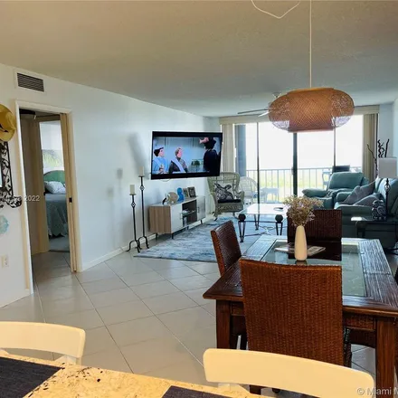 Rent this 2 bed apartment on Breakers Landing in Saint Lucie County, FL