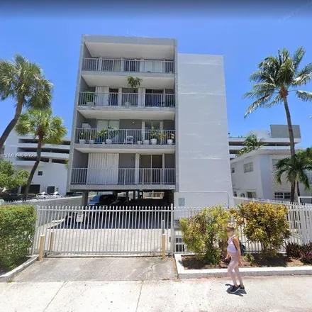 Rent this 1 bed apartment on 1608 West Avenue in Miami Beach, FL 33139