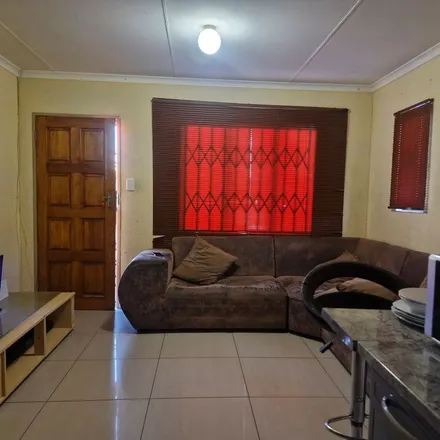 Image 7 - unnamed road, Nelson Mandela Bay Ward 8, Eastern Cape, 6025, South Africa - Apartment for rent