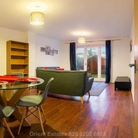 Rent this 3 bed townhouse on 7/8 St Josephs Grove in The Hyde, London