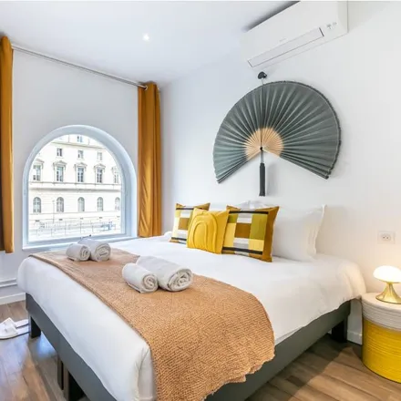 Rent this 4 bed apartment on 42 Quai des Orfèvres in 75001 Paris, France