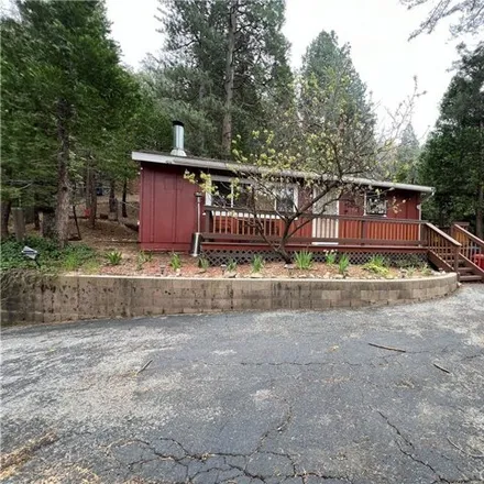 Rent this 2 bed house on 23735 Lakeview Drive in Skyland, Crestline