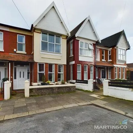 Buy this 4 bed duplex on Sefton Road in Wallasey, CH45 5BS