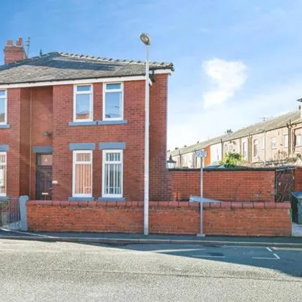 Buy this 2 bed townhouse on ROAB Club Layton in 1 Lyncroft Crescent, Blackpool