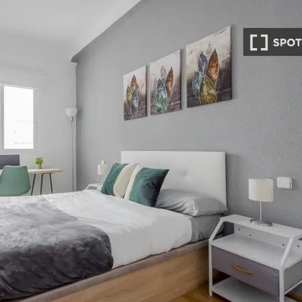 Rent this 6 bed room on Calle de la Aviación Española in 28003 Madrid, Spain