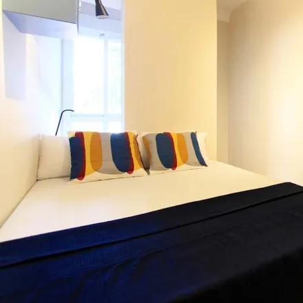 Rent this 1 bed room on Calle de Guzmán el Bueno in 53, 28015 Madrid