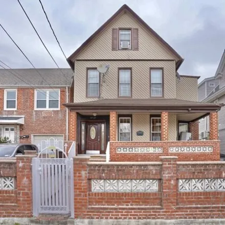 Buy this 7 bed house on 97-27 121st Street in New York, NY 11419