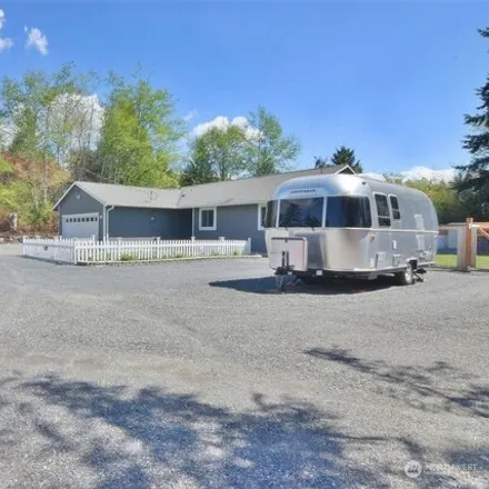 Image 9 - Willow Drive, Lake Goodwin, Snohomish County, WA, USA - House for sale