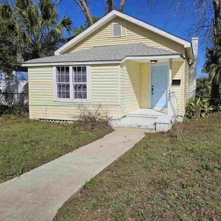 Buy this 4 bed house on 711 North L Street in Pensacola, FL 32501