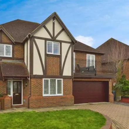 Buy this 5 bed house on Luxborough Grove in Bletchley, MK4 1LX