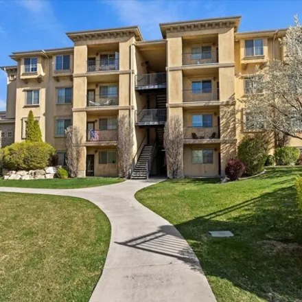 Buy this 3 bed condo on 5 in North 985 West, Orem
