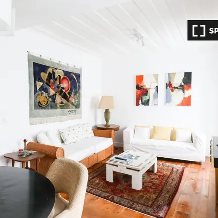 Rent this 3 bed apartment on Travessa dos Ferreiros a Belém in 1300-004 Lisbon, Portugal