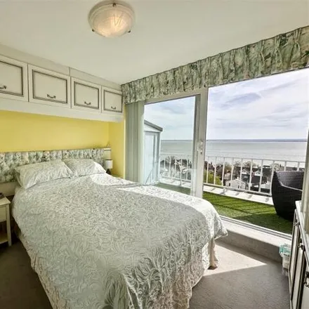 Image 8 - Grand Drive, Leigh on Sea, SS9 1BQ, United Kingdom - Apartment for sale