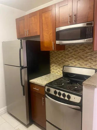 Rent this 1 bed room on 150 West 25th Street in New York, NY 10001