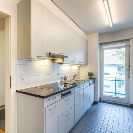 Rent this 4 bed apartment on Redingstrasse 11 in 4052 Basel, Switzerland