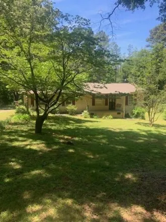 Buy this 3 bed house on 1735 Highway 421 in Sardis, Tennessee