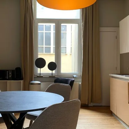 Rent this 1 bed apartment on Luther in Avenue de la Brabançonne - Brabançonnelaan, 1000 Brussels