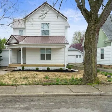 Buy this 4 bed house on 509 West North Street in Winchester, IN 47394