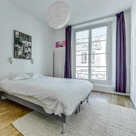 Image 2 - 14 Rue des Petits Carreaux, 75002 Paris, France - Apartment for rent