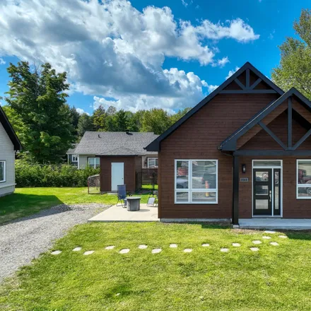 Buy this 2 bed house on Sentier des Oies in Roxton Pond, QC J0E 1Z0
