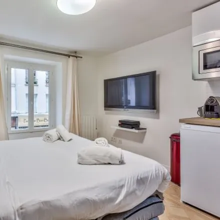 Image 8 - 9 Rue Notre-Dame-de-Nazareth, 75003 Paris, France - Apartment for rent