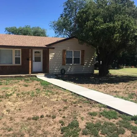 Rent this 2 bed house on 4744 37th Street in Lubbock, TX 79414
