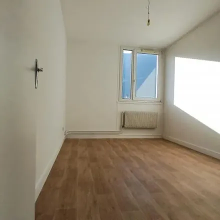 Rent this 3 bed apartment on 9ter Rue Joseph Bertoin in 38600 Fontaine, France