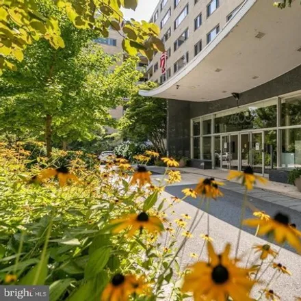 Buy this 1 bed condo on 4600 Connecticut Avenue Northwest in Washington, DC 20015