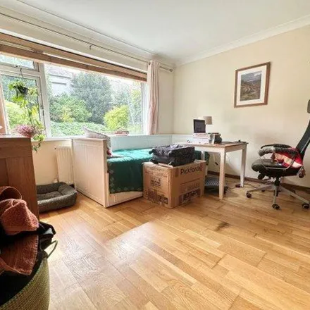 Rent this 3 bed apartment on Cherry Bank Road in Sheffield, S8 8RD