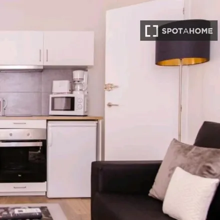 Rent this studio apartment on Carrer de Sant Vicent Màrtir in 44, 46002 Valencia