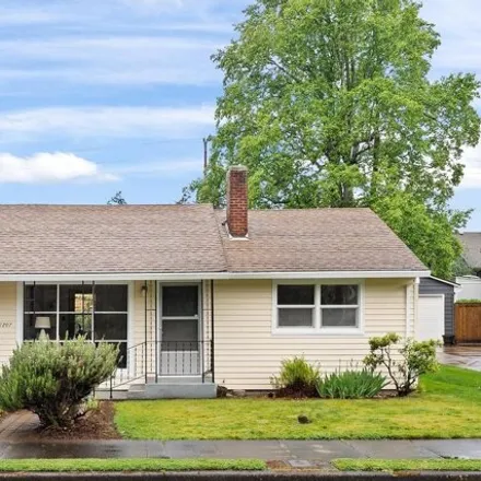 Buy this 2 bed house on 1207 Northeast 59th Avenue in Portland, OR 97213