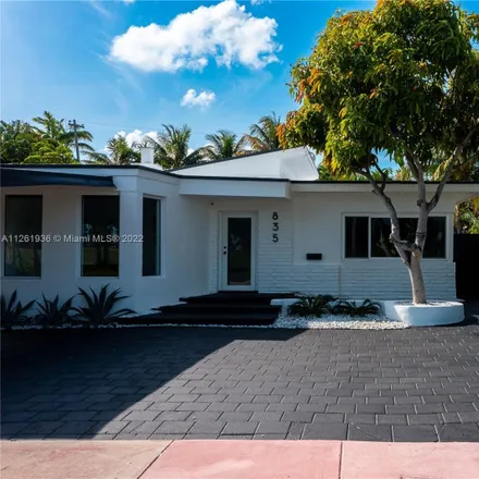 Image 2 - 809 Fairway Drive, Normandy Shores, Miami Beach, FL 33141, USA - House for sale