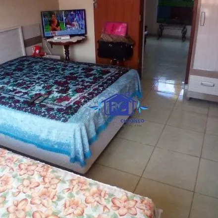 Buy this 2 bed house on Rua Artur Nascimento in Albertina, Conselheiro Lafaiete - MG