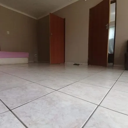 Rent this 2 bed apartment on Helium Height Road in Wild En Weide, Richards Bay